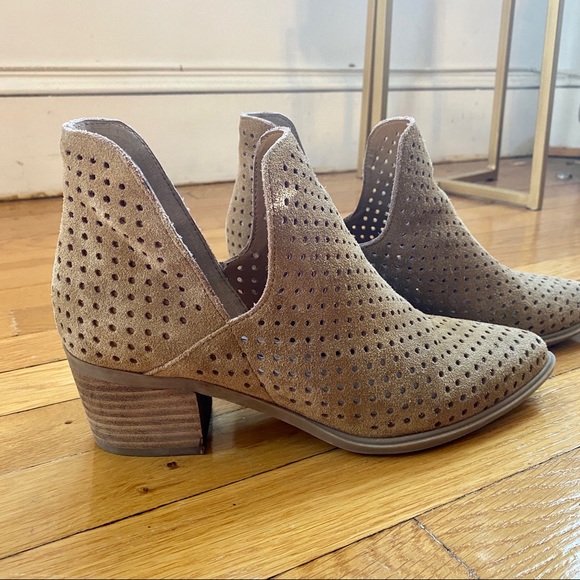 Steven by Steve Madden Danese Ankle Bootie 8 - Picture 3 of 11